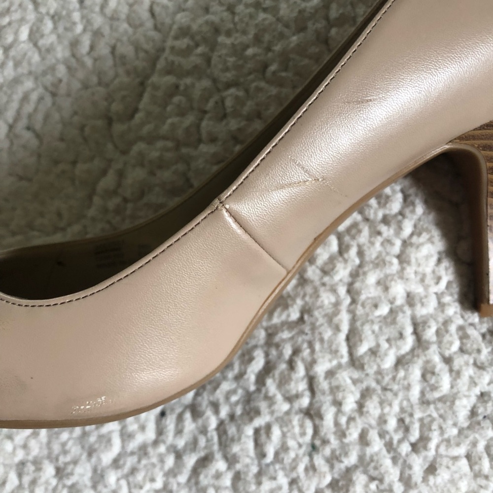 Calvin Klein Nude Pumps - Picture 3 of 4